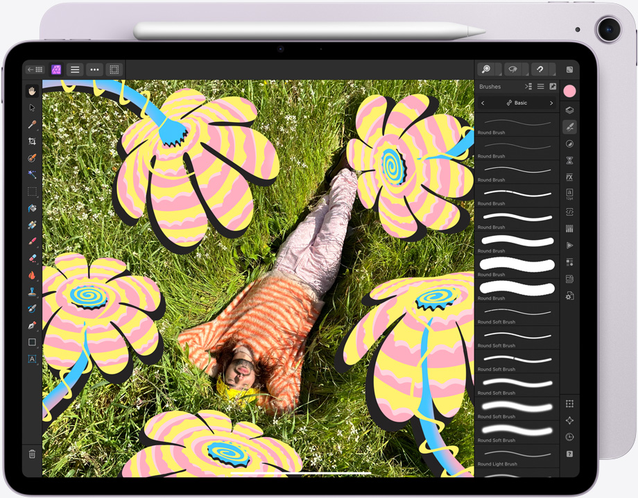 iPad Air v orientaci na šířku, probíhá upravování pestrobarevného obrázku