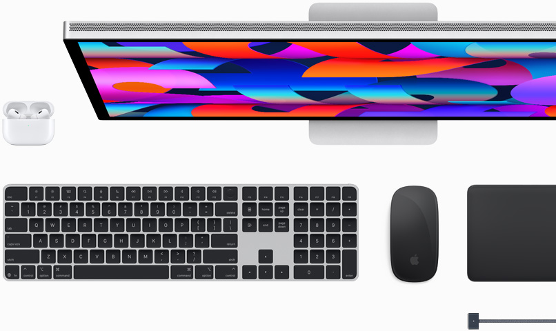 Accessoires Mac: AirPods, Studio Display, Magic Keyboard, Magic Mouse, Magic Trackpad, câble de charge MagSafe en couleur minuit