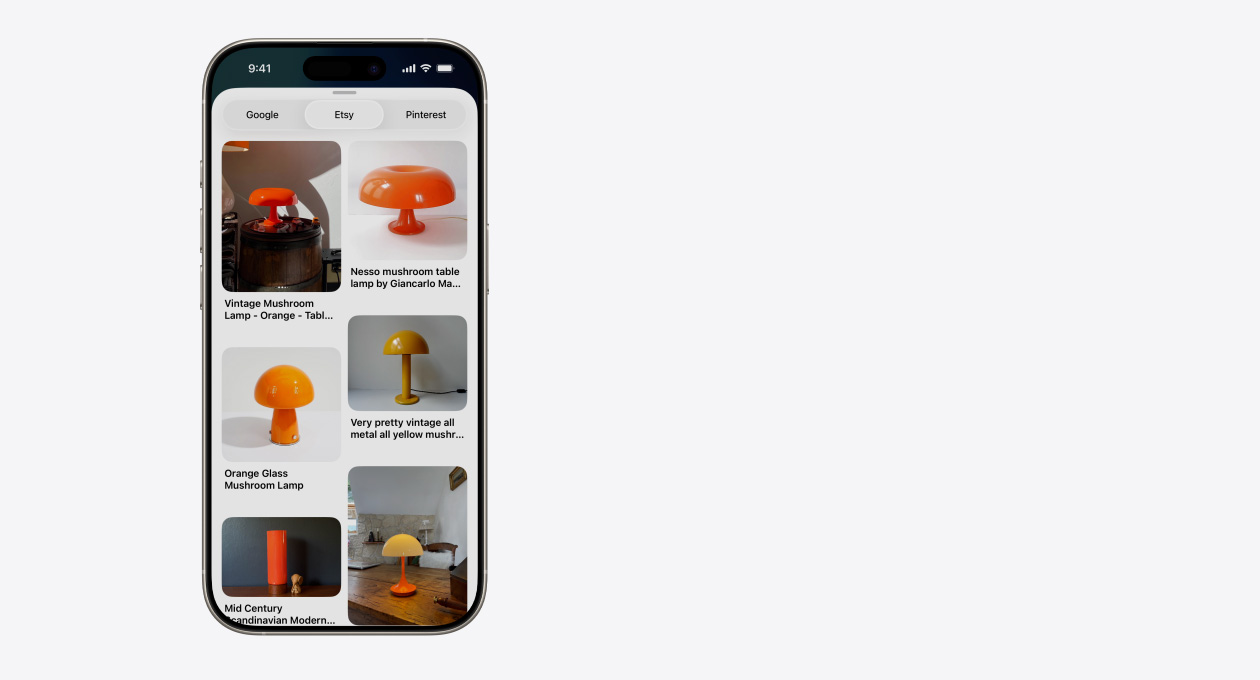 O iPhone mostra um conjunto de imagens com diferentes luminárias em formato de cogumelo da Etsy, ao lado de abas do Google e do Pinterest.